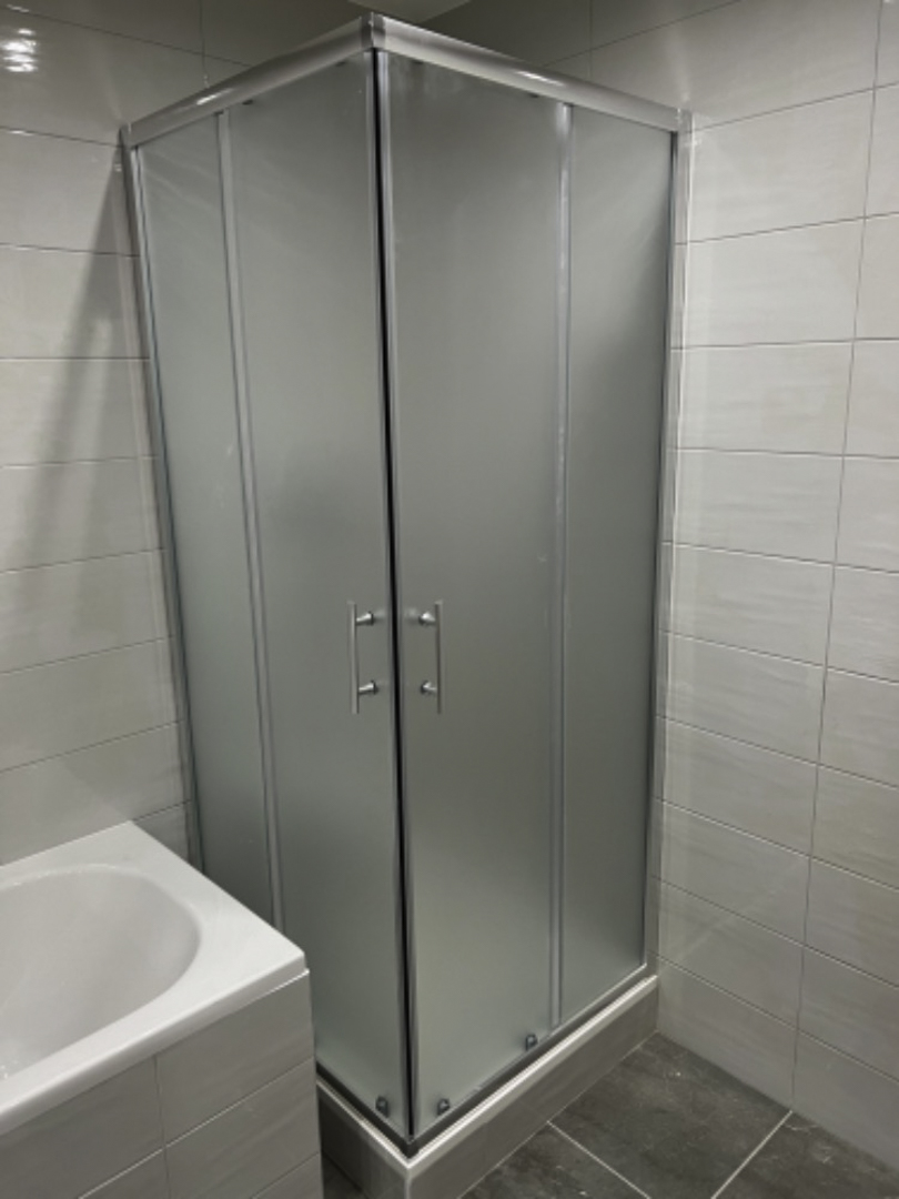 Liben-po-v-koupelne-i-sprcha