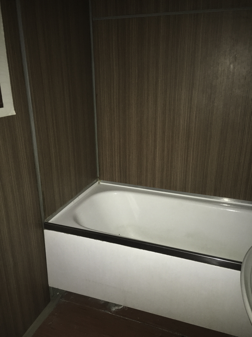 Praha-bohnice-pred-koupelna