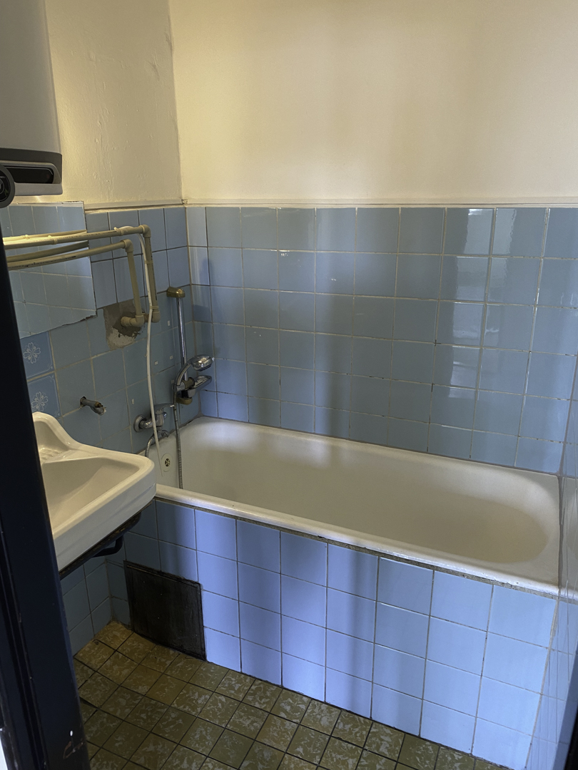 Praha-vysocany-pred-koupelna